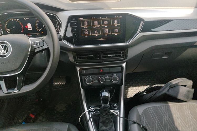 Volkswagen T-Cross 2022 изображение автомобиля #13