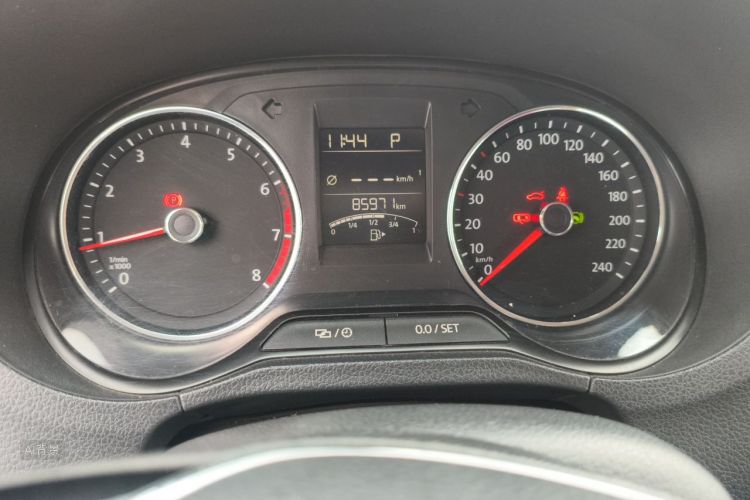 Volkswagen Polo 2016 #14 Volkswagen Polo 2016 car image #14