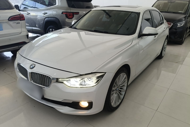 BMW 3 Series 2018 #2 BMW 3 Series 2018 car image #2