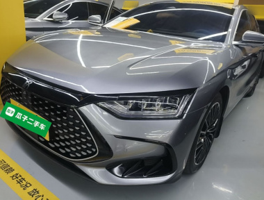 BYD Han 2023 immagine di auto 