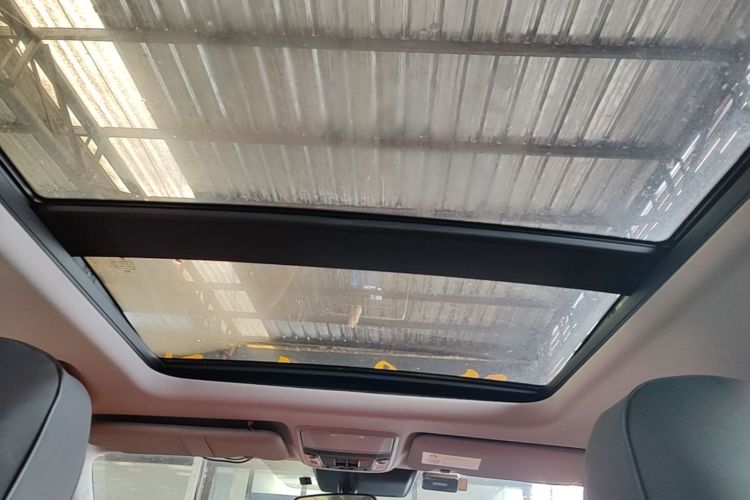 Honda CR-V 2023 car image #18