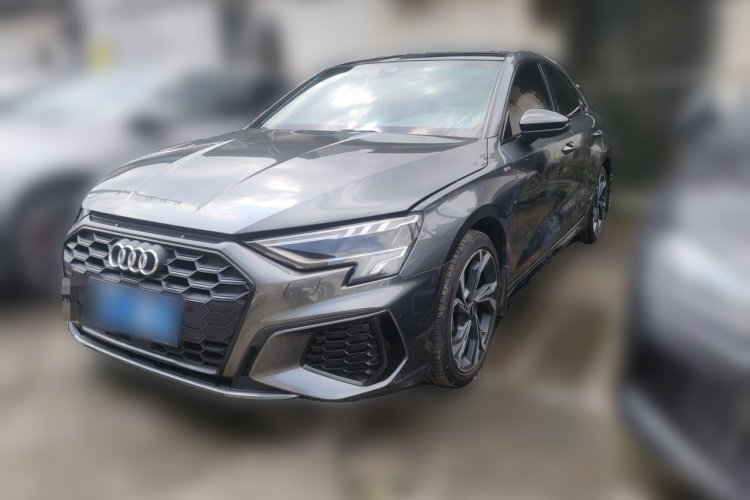 Audi A3 2022 immagine di auto #2