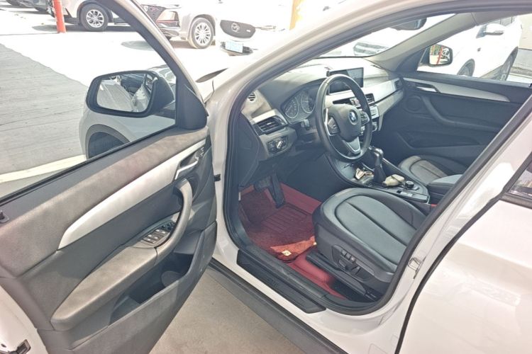 BMW X1 2017 car image #16