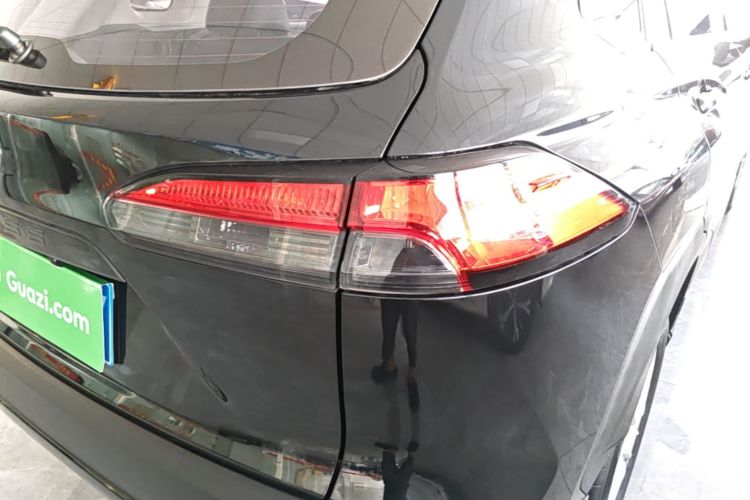 Toyota Corolla Cross 2025 immagine di auto #8