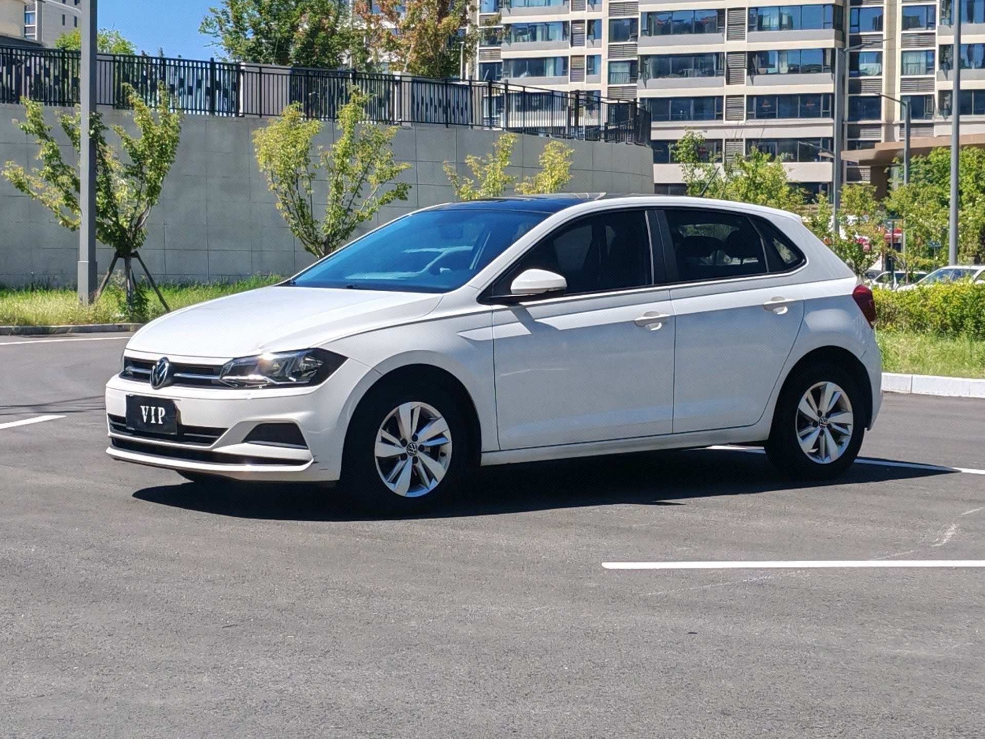 Volkswagen Polo 2021 صورة سيارة 