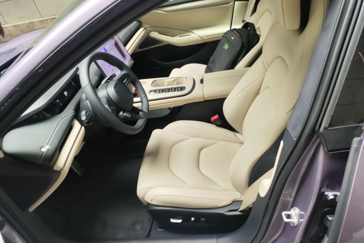 MI SU7 2025 car image #19