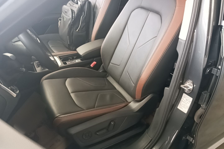 Audi Q3 2019 #15 Audi Q3 2019 car image #15