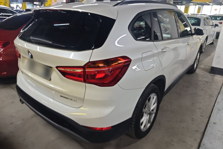 BMW X1 2019 #7 BMW X1 2019 car image #7