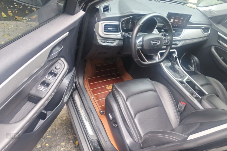 GEELY Vision X6 2020 car image #18