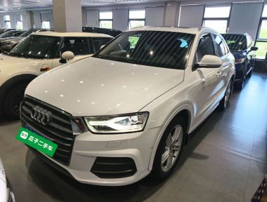 Audi Q3 2016 Audi Q3 2016 immagine di auto