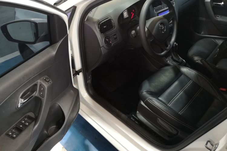 Volkswagen Polo 2017 #16 Volkswagen Polo 2017 car image #16
