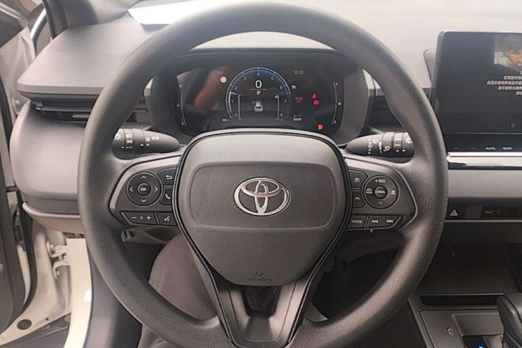 Toyota Corolla Cross 2026 car image #11
