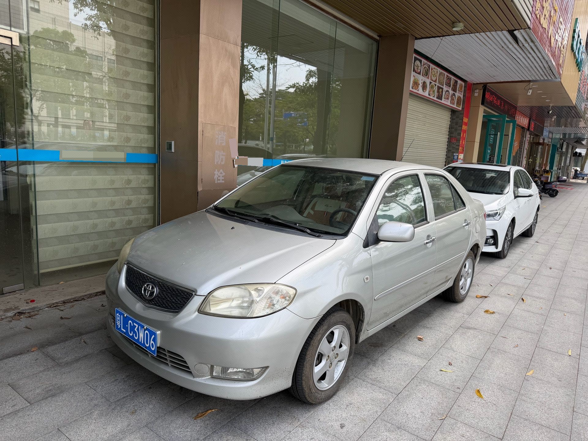 Toyota Vios 2004 Toyota Vios 2004 immagine di auto