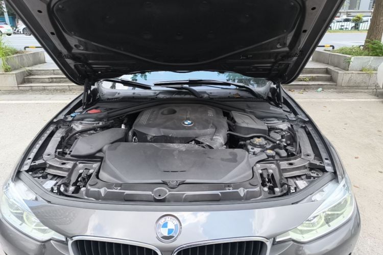BMW 3 Series 2017 #20 BMW 3 Series 2017 car image #20