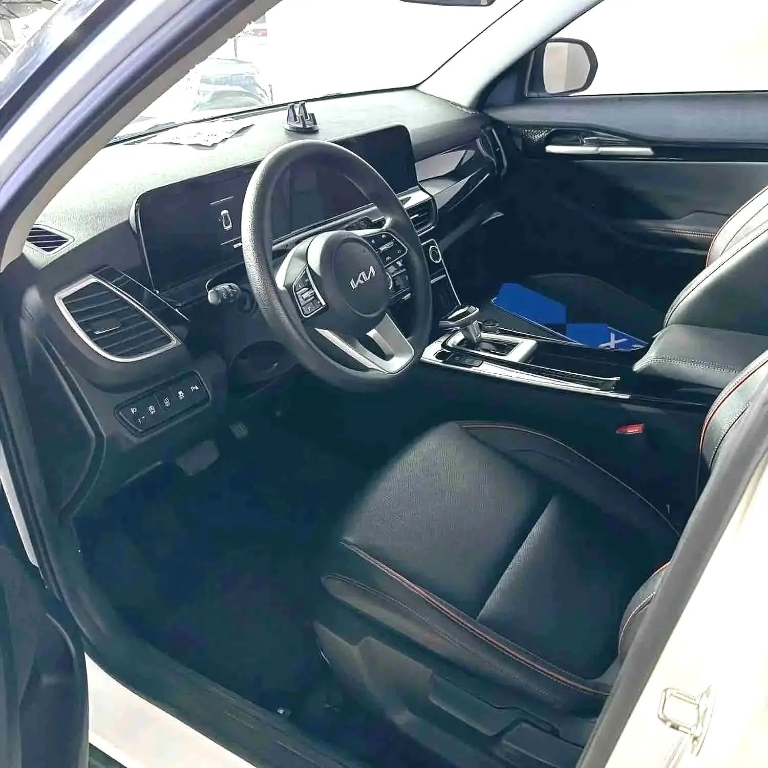 Kia Seltos 2023 #2 Kia Seltos 2023 imagen de coche #2