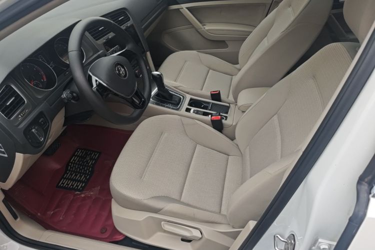 Volkswagen Golf 2016 car image #15
