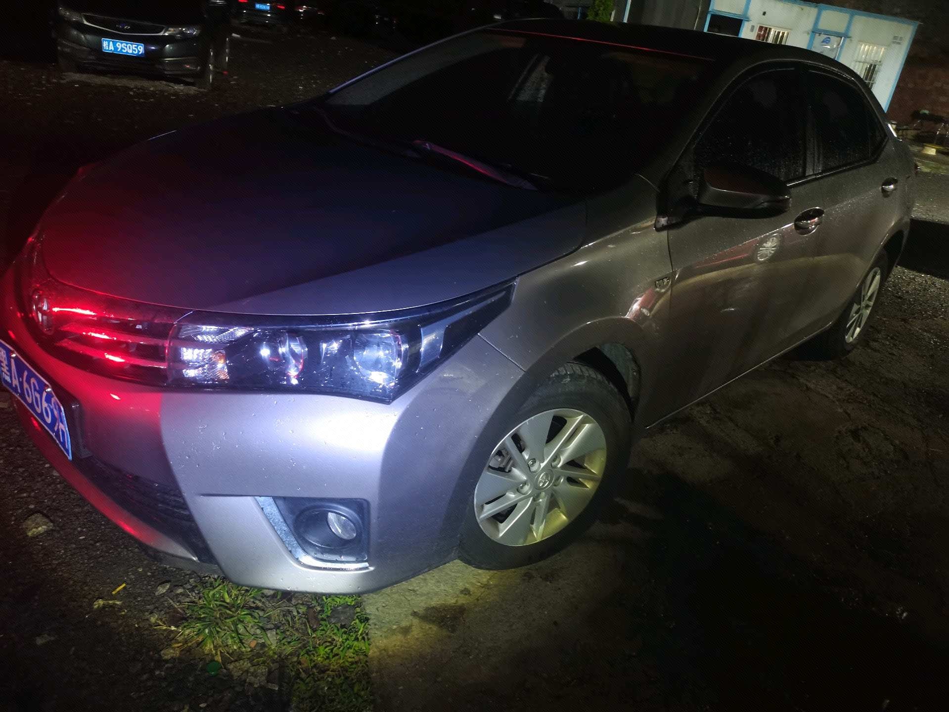 Toyota Corolla 2015 Toyota Corolla 2015 car image
