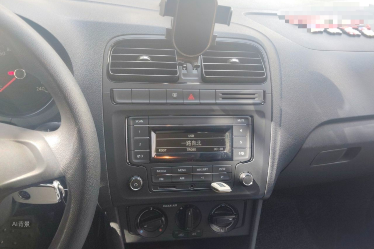 Volkswagen Polo 2017 #15 Volkswagen Polo 2017 car image #15