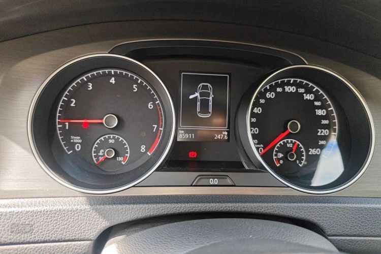 Volkswagen Golf 2016 car image #13