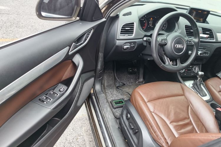 Audi Q3 2015 #16 Audi Q3 2015 car image #16