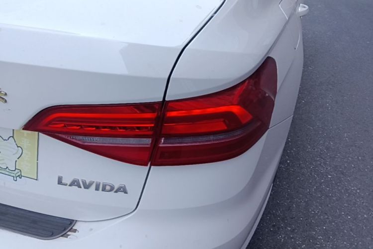 Volkswagen Lavida 2019 #8 Volkswagen Lavida 2019 car image #8