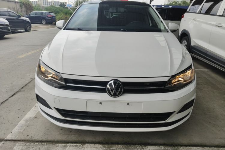 Volkswagen Polo 2021 immagine di auto #3