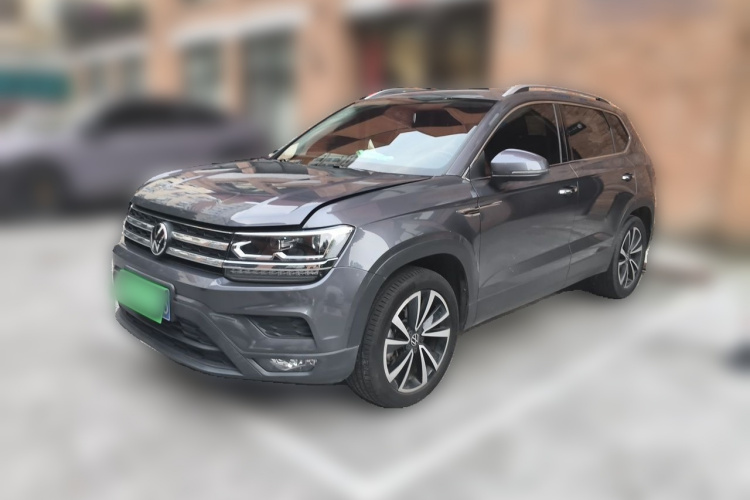 Volkswagen Tharu 2021 car image #2
