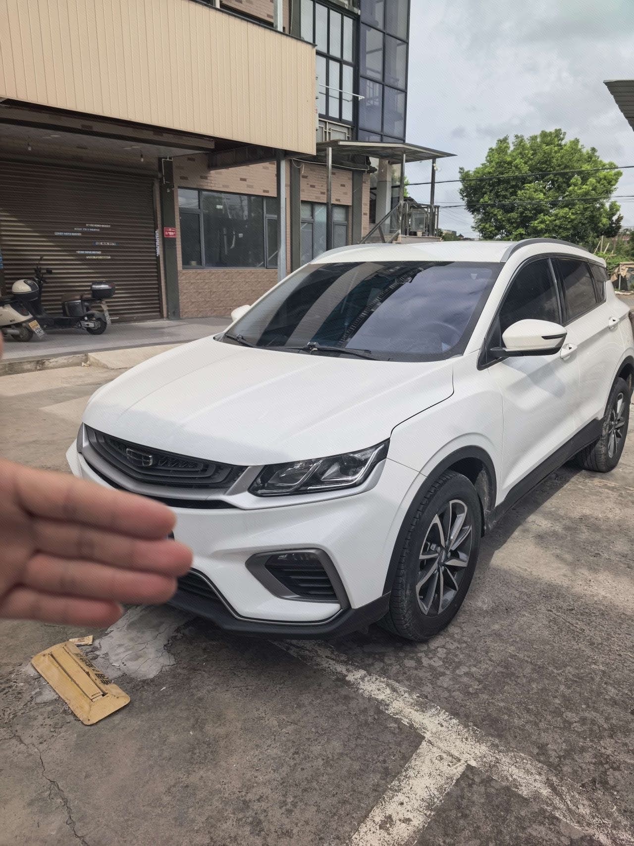 GEELY Coolray 2021 GEELY Coolray 2021 car image