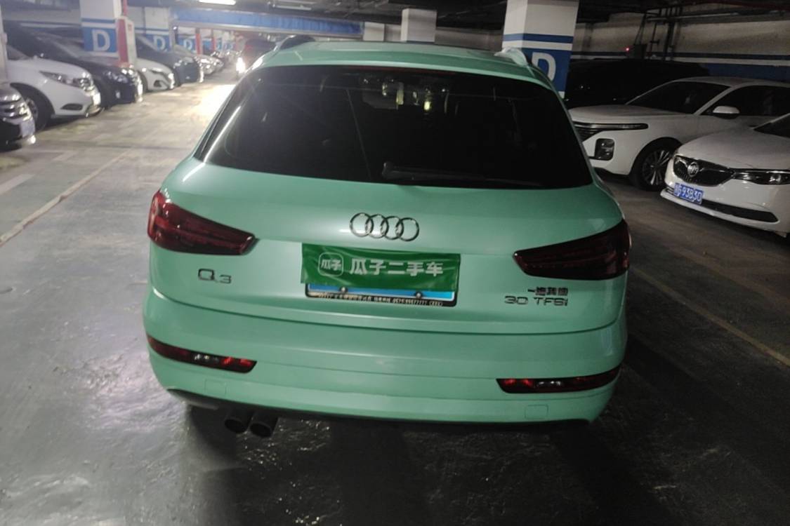 Audi Q3 2017 car image #6