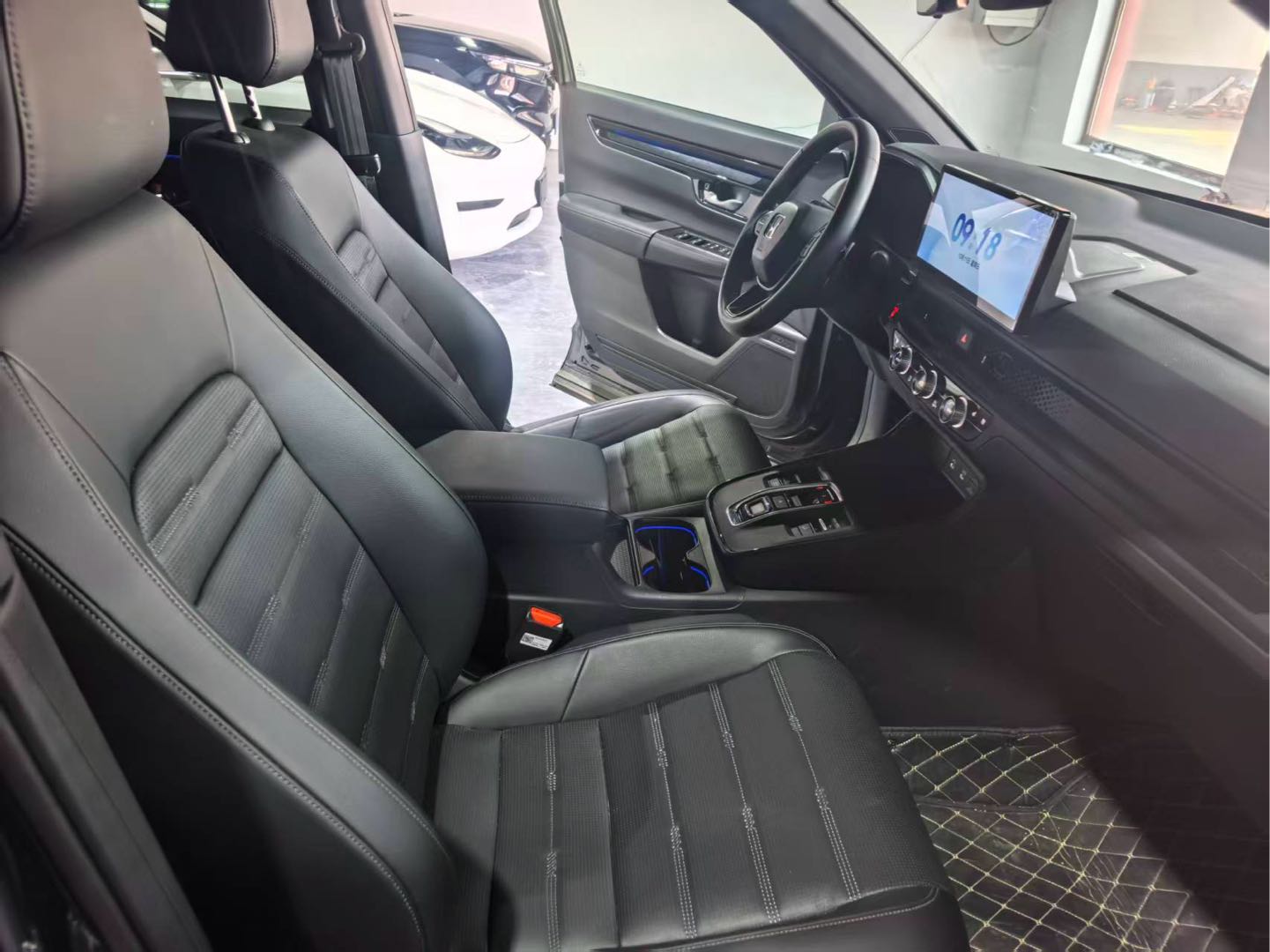 Honda CR-V 2026 #8 Honda CR-V 2026 صورة سيارة #8