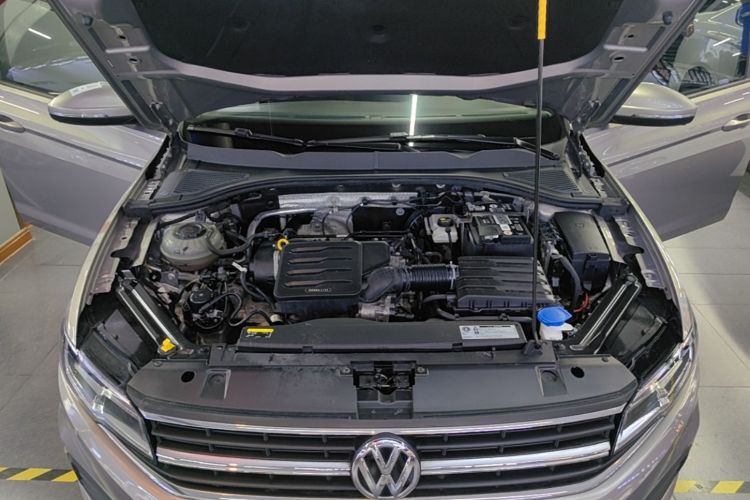 Volkswagen Bora 2020 car image #22