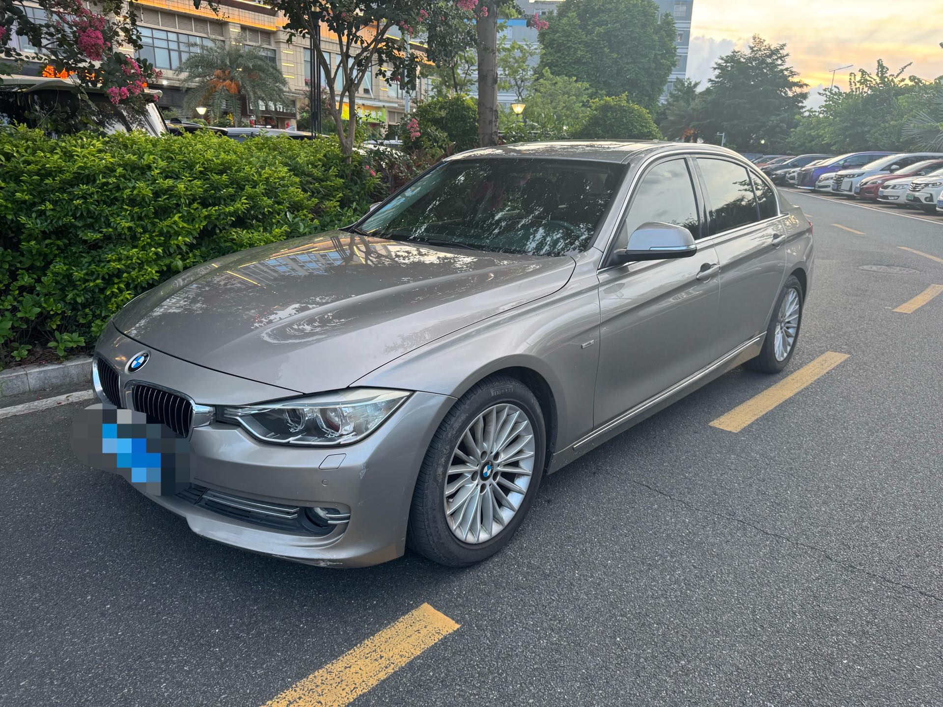 BMW 3 Series 2014 BMW 3 Series 2014 car image