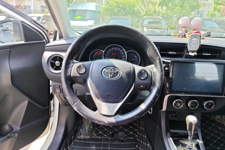 Toyota Corolla 2017 #12 Toyota Corolla 2017 car image #12