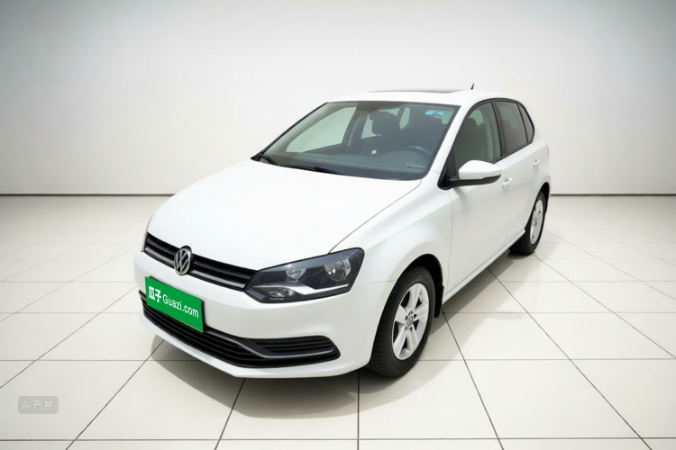 Volkswagen Polo 2015 car image #2