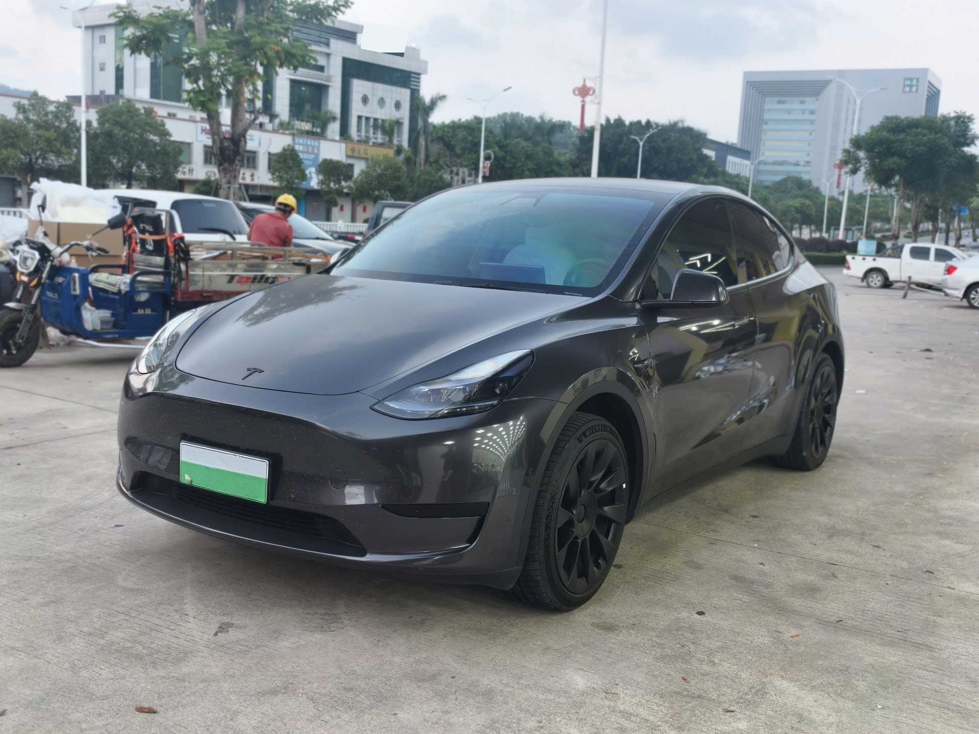 Tesla Model Y 2023 Tesla Model Y 2023 car image