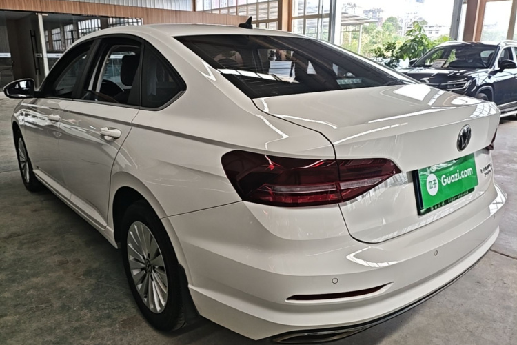 Volkswagen Lavida 2021 car image #5