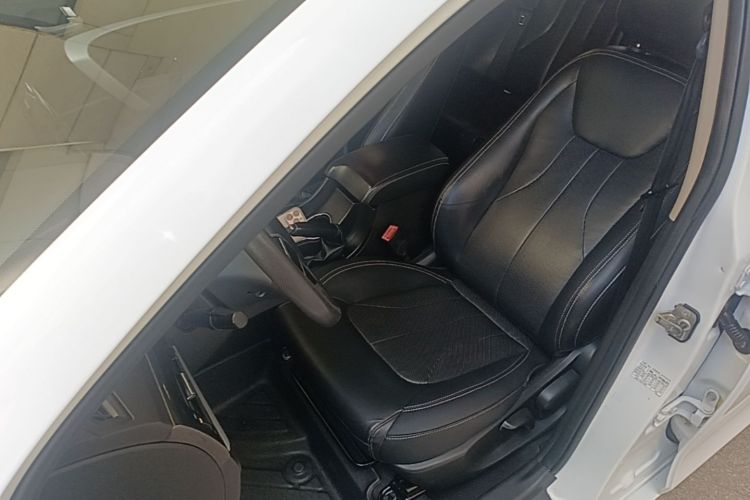 GEELY Emgrand 2017 #19 GEELY Emgrand 2017 car image #19