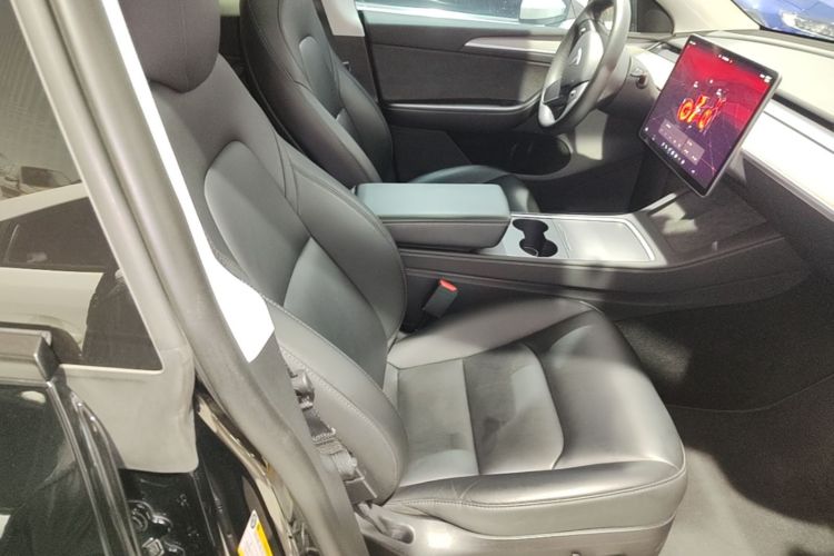 Tesla Model Y 2024 #24 Tesla Model Y 2024 car image #24