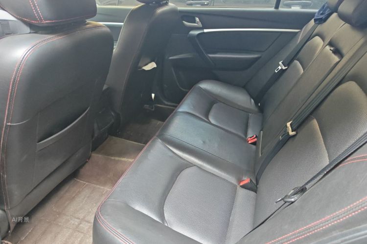 GEELY Emgrand 2015 car image #19