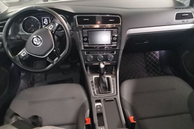 Volkswagen Golf 2018 #10 Volkswagen Golf 2018 car image #10