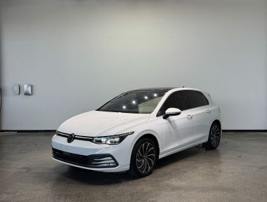 Volkswagen Golf 2022 car image 