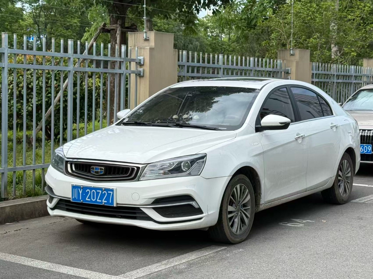 GEELY Emgrand 2018 car image 