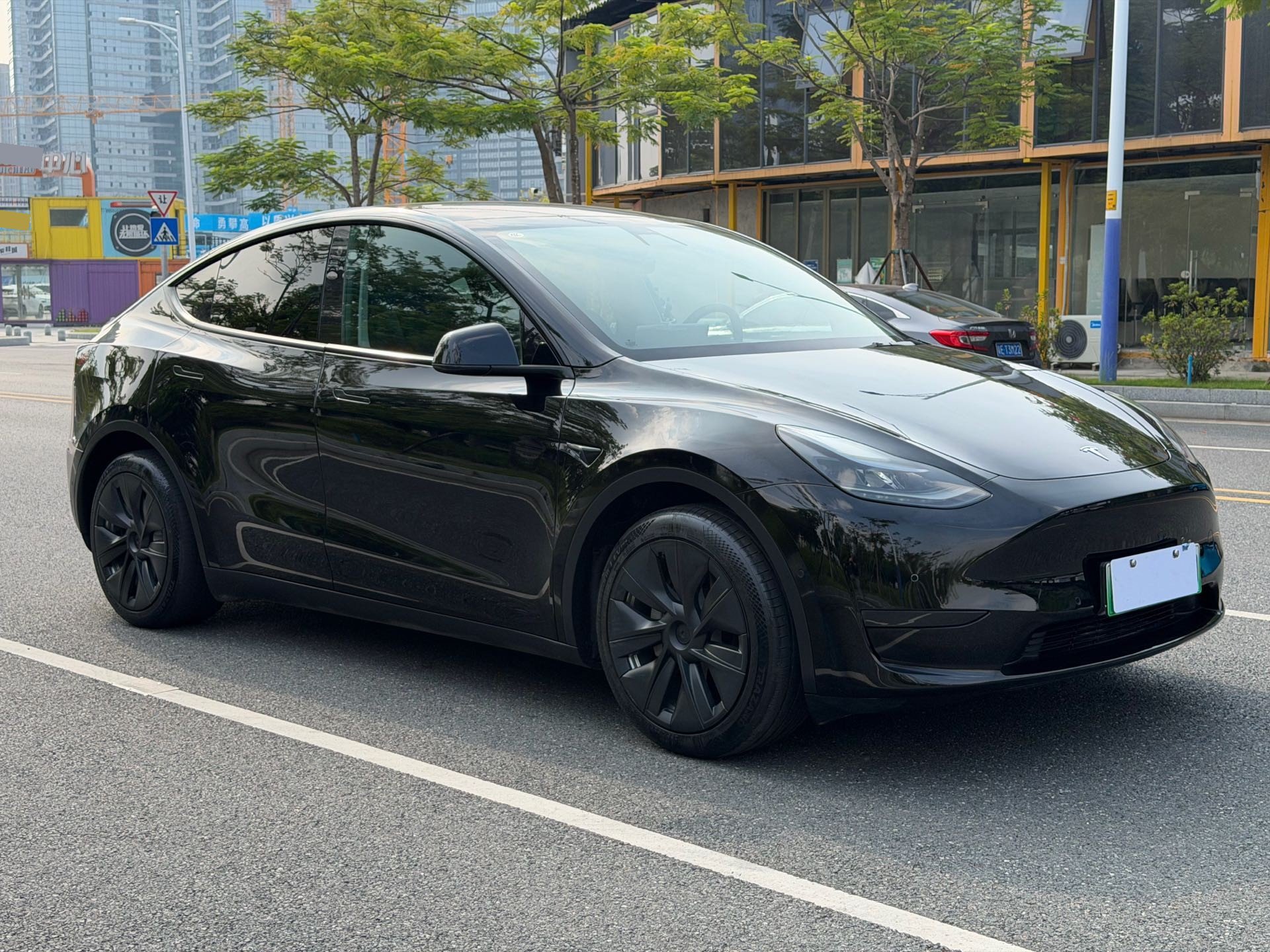 Tesla Model Y 2022 imagen de coche #3
