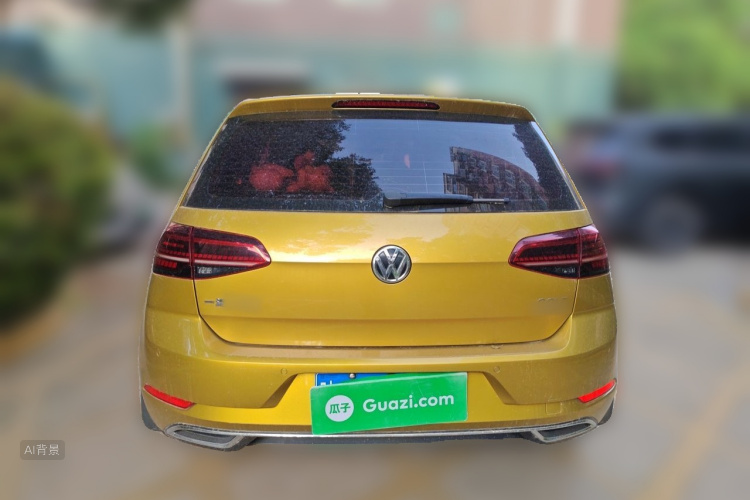 Volkswagen Golf 2018 car image #6