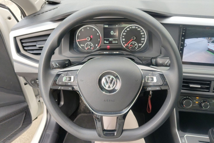 Volkswagen Polo 2020 #11 Volkswagen Polo 2020 car image #11
