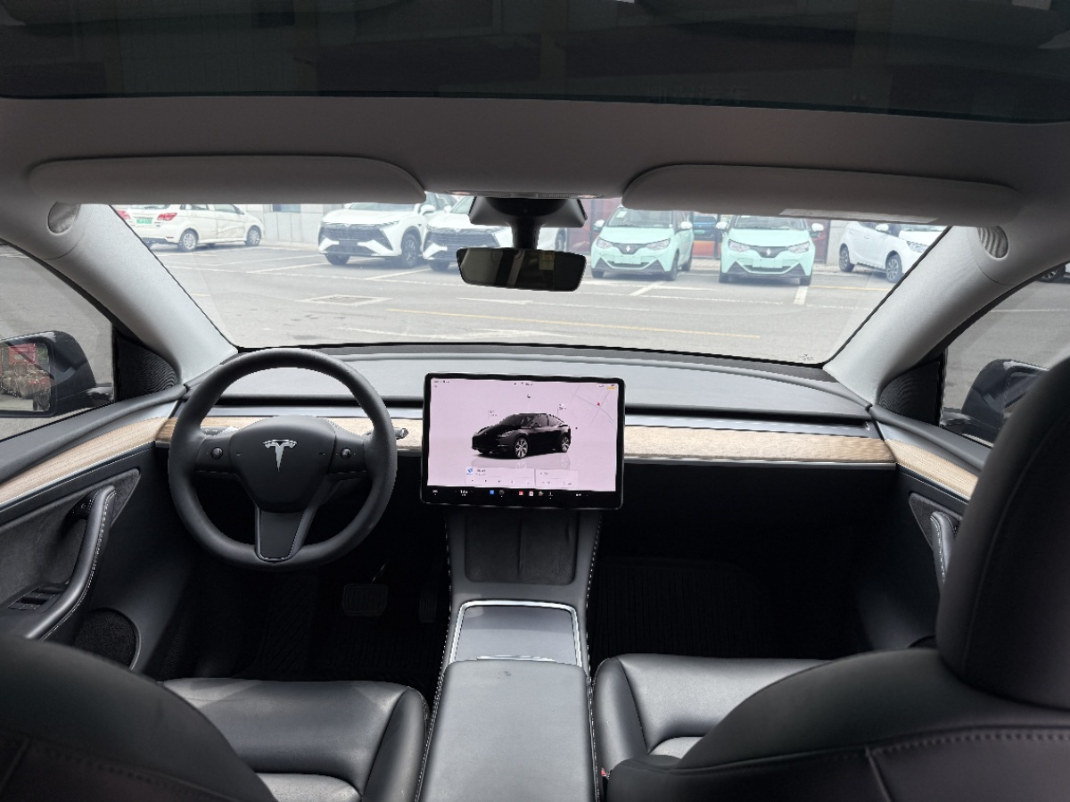 Tesla Model Y 2022 #7 Tesla Model Y 2022 car image #7
