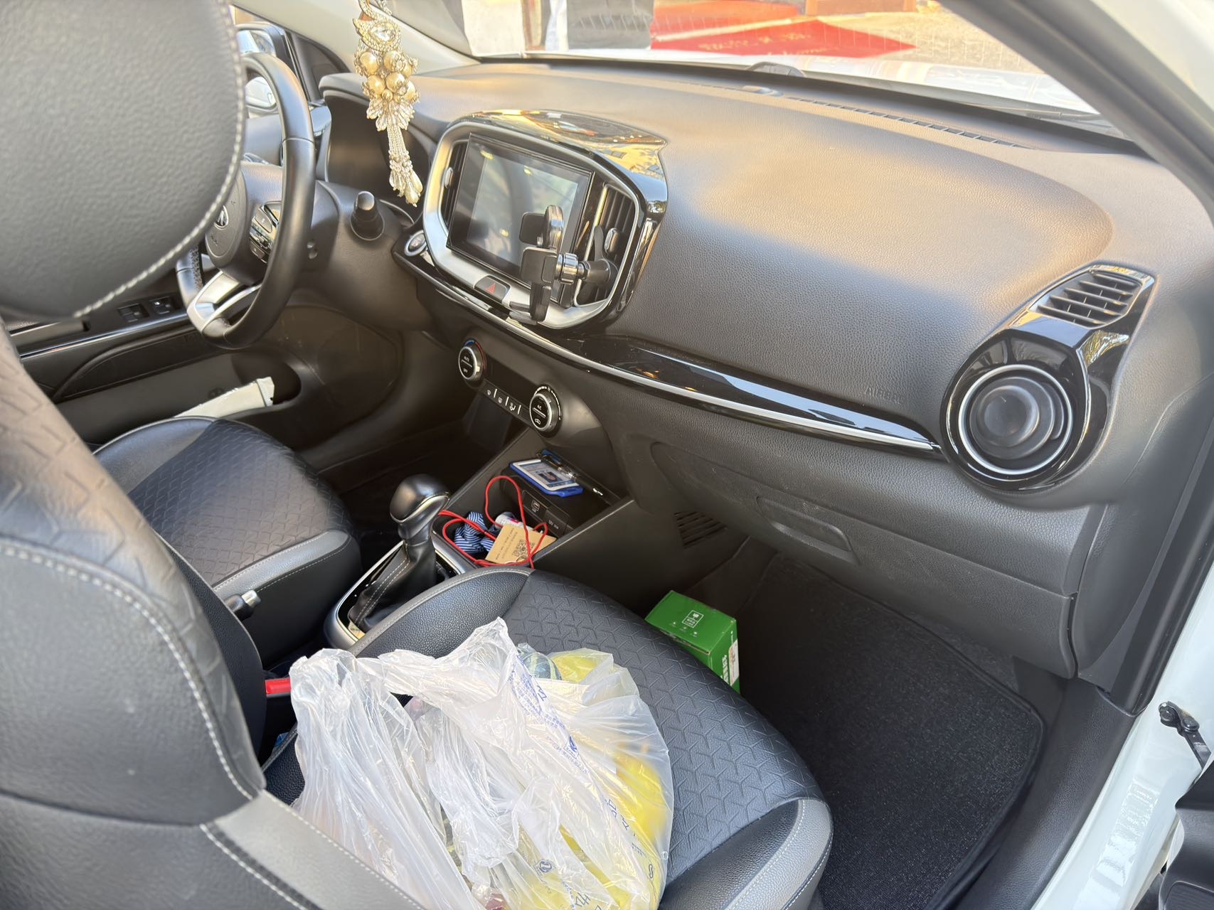 Kia KX1 2019 car image #5