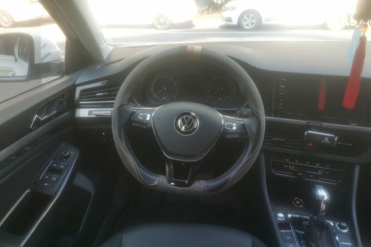 Volkswagen Bora 2021 car image #11