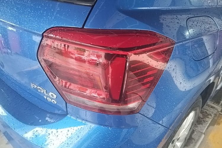 Volkswagen Polo 2019 car image #8