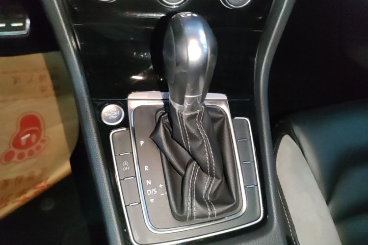 Volkswagen Golf 2019 #14 Volkswagen Golf 2019 car image #14